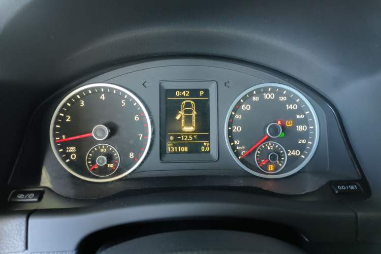 Used Volkswagen Tiguan 2016 300TSI Automatic All-Wheel Drive Fashion Vision Edition Instrument Cluster