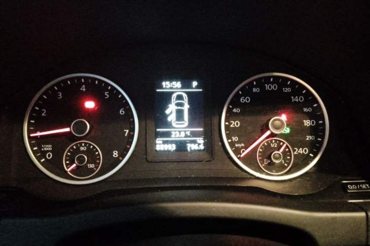 Used Volkswagen Tiguan 2016 300TSI Automatic Two-Wheel Drive Trend Edition Instrument Cluster