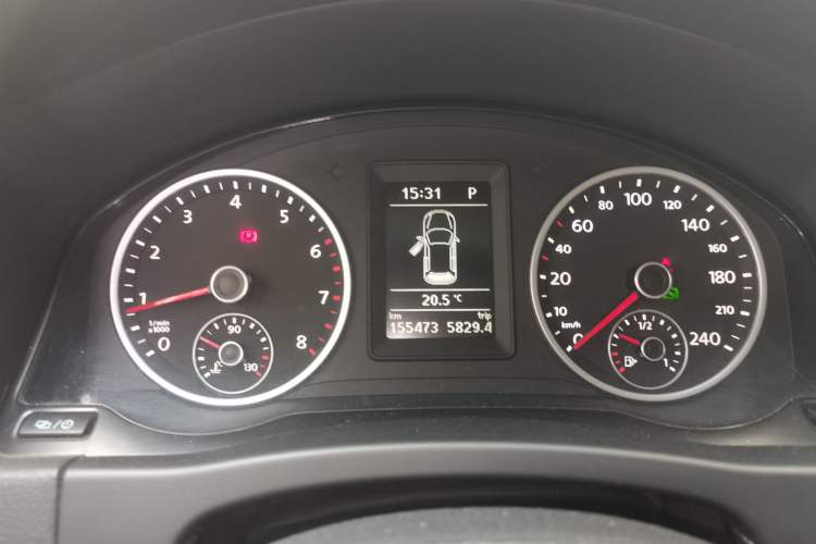 Used Volkswagen Tiguan 2016 300TSI Automatic Two-Wheel Drive Trend Edition Instrument Cluster