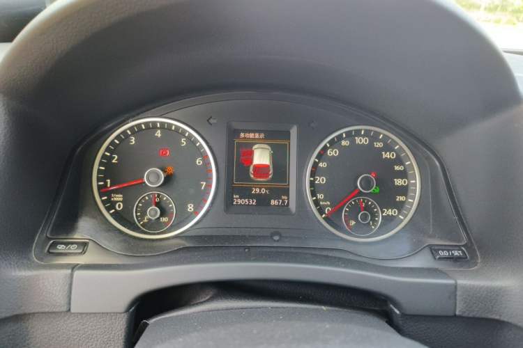Used Volkswagen Tiguan 2016 330TSI Automatic All-Wheel Drive Luxury Edition Instrument Cluster