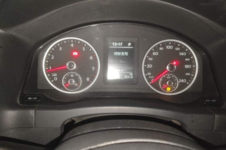 Used Volkswagen Tiguan 2016 300TSI Automatic Two-Wheel Drive Trend Edition Instrument Cluster