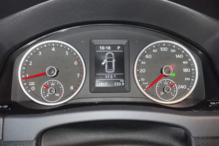 Used Volkswagen Tiguan 2016 300TSI Automatic Two-Wheel Drive Comfort Edition Instrument Cluster