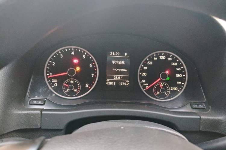 Used Volkswagen Tiguan 2016 300TSI Automatic Two-Wheel Drive Trend Edition Instrument Cluster