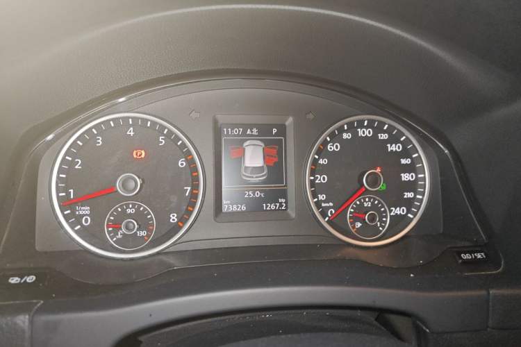 Used Volkswagen Tiguan 2016 300TSI Automatic Two-Wheel Drive Luxury Edition Instrument Cluster