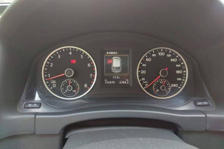 Used Volkswagen Tiguan 2016 300TSI Automatic Two-Wheel Drive Luxury Edition Instrument Cluster