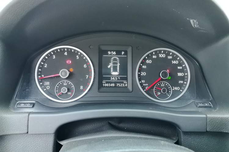 Used Volkswagen Tiguan 2016 300TSI Automatic Two-Wheel Drive Trend Edition Instrument Cluster