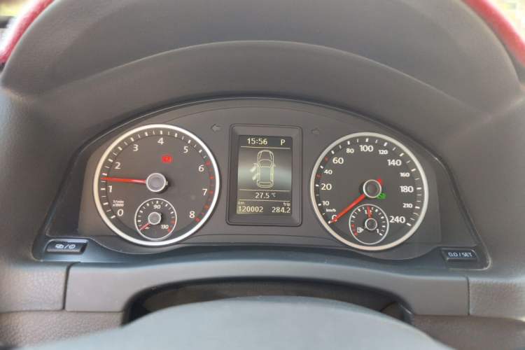 Used Volkswagen Tiguan 2016 300TSI Automatic Two-Wheel Drive Trend Edition Instrument Cluster