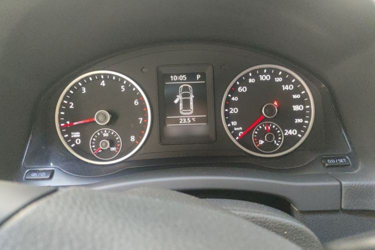 Used Volkswagen Tiguan 2016 300TSI Automatic Two-Wheel Drive Comfort Edition Instrument Cluster