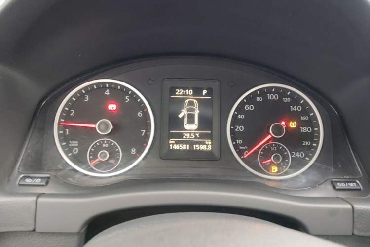 Used Volkswagen Tiguan 2016 300TSI Automatic Two-Wheel Drive Trend Edition Instrument Cluster