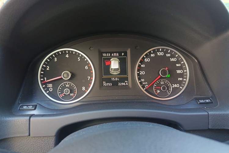 Used Volkswagen Tiguan 2016 300TSI Automatic All-Wheel Drive Luxury Edition Instrument Cluster