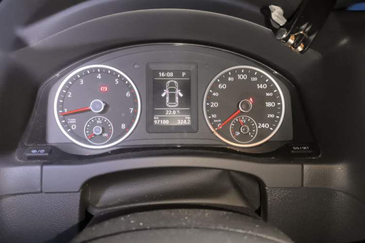 Used Volkswagen Tiguan 2016 300TSI Automatic All-Wheel Drive Fashion Vision Edition Instrument Cluster