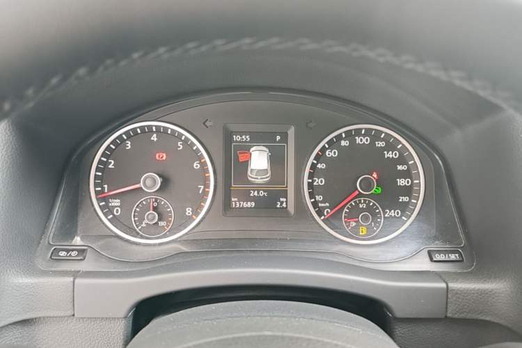 Used Volkswagen Tiguan 2016 300TSI Automatic Two-Wheel Drive Luxury Edition Instrument Cluster