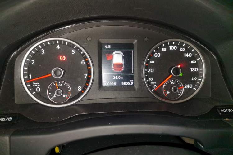 Used Volkswagen Tiguan 2016 300TSI Automatic Two-Wheel Drive Luxury Edition Instrument Cluster