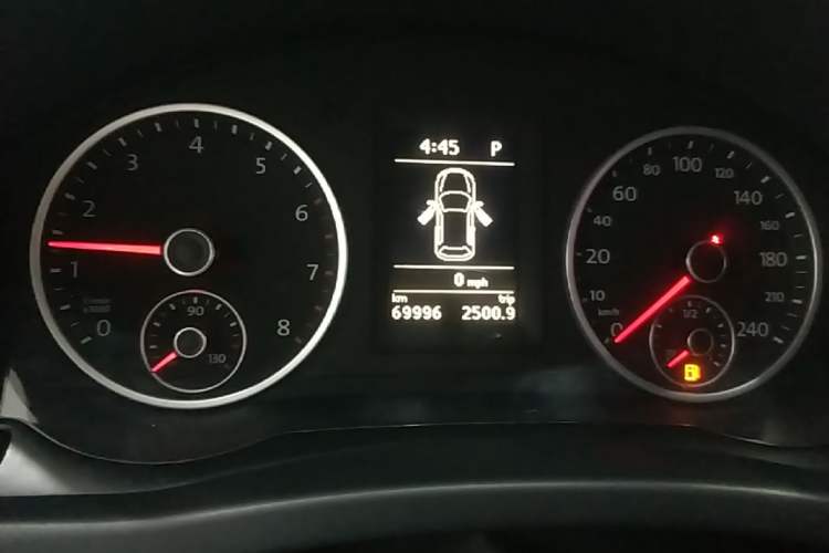 Used Volkswagen Tiguan 2016 300TSI Automatic Two-Wheel Drive Comfort Edition Instrument Cluster