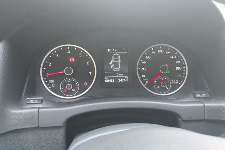 Used Volkswagen Tiguan 2016 300TSI Automatic Two-Wheel Drive Comfort Edition Instrument Cluster