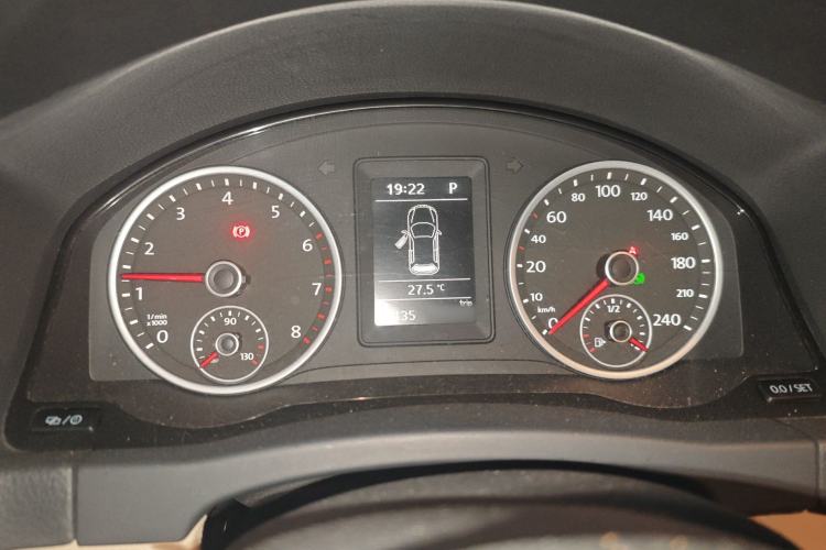 Used Volkswagen Tiguan 2016 300TSI Automatic Two-Wheel Drive Comfort Edition Instrument Cluster