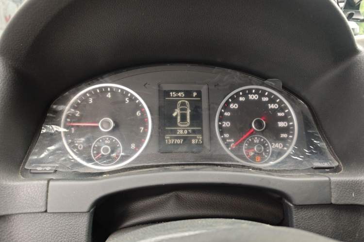 Used Volkswagen Tiguan 2016 300TSI Automatic Two-Wheel Drive Comfort Edition Instrument Cluster