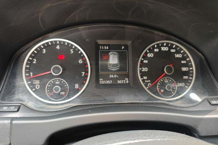Used Volkswagen Tiguan 2016 300TSI Automatic Two-Wheel Drive Luxury Edition Instrument Cluster