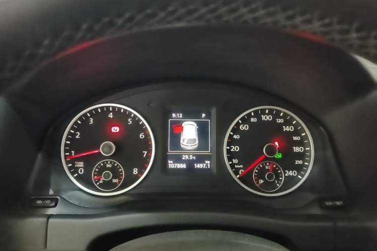 Used Volkswagen Tiguan 2016 300TSI Automatic Two-Wheel Drive Luxury Edition Instrument Cluster