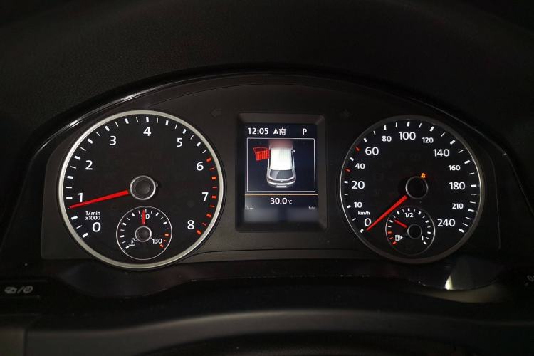 Used Volkswagen Tiguan 2016 2.0 TSI Four-Wheel Drive Standard Version Instrument Cluster