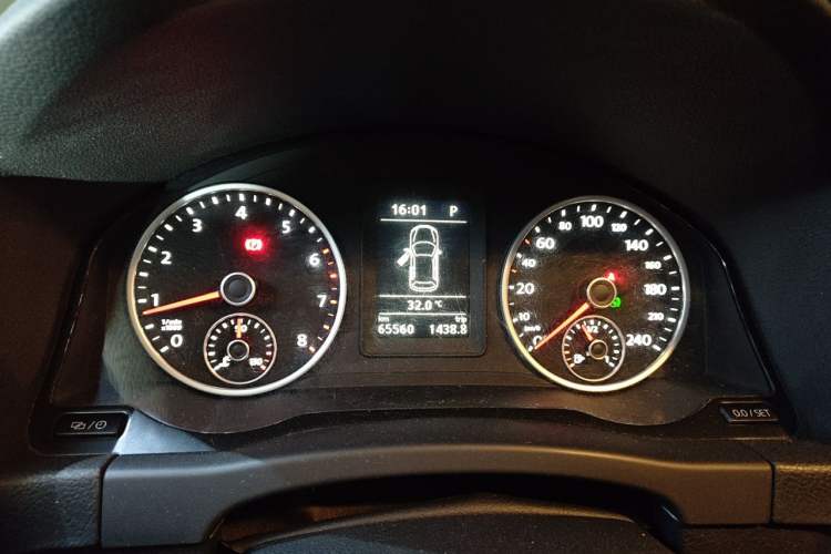 Used Volkswagen Tiguan 2016 300TSI Automatic Two-Wheel Drive Trend Edition Instrument Cluster