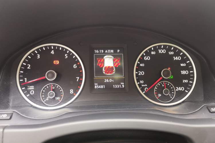 Used Volkswagen Tiguan 2016 300TSI Automatic All-Wheel Drive Luxury Edition Instrument Cluster