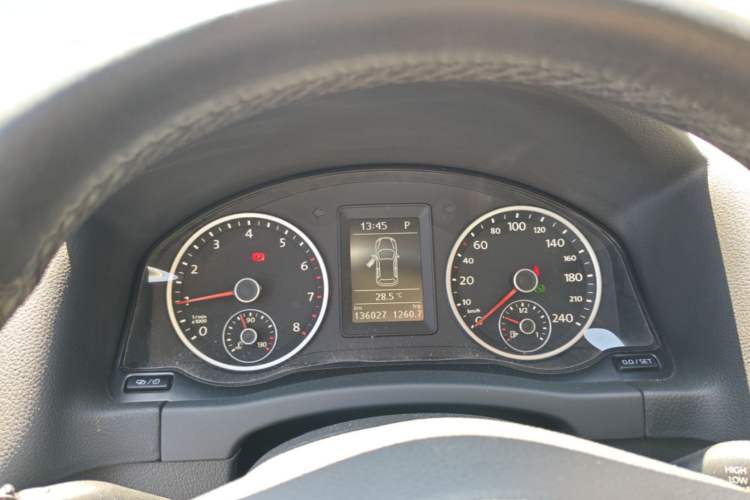 Used Volkswagen Tiguan 2016 280TSI Automatic Two-Wheel Drive Silk Road Comfort Edition Instrument Cluster
