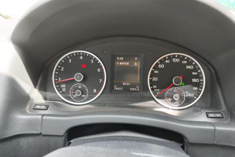 Used Volkswagen Tiguan 2016 300TSI Automatic All-Wheel Drive Luxury Edition Instrument Cluster