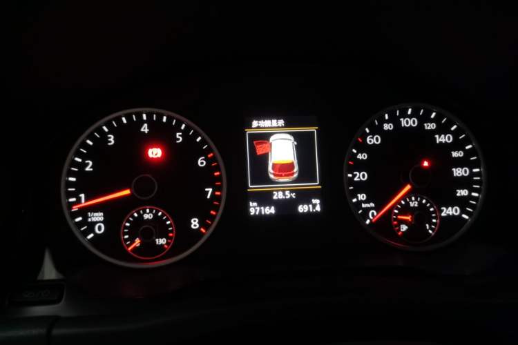 Used Volkswagen Tiguan 2016 300TSI Automatic Two-Wheel Drive Luxury Edition Instrument Cluster