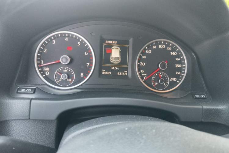 Used Volkswagen Tiguan 2016 300TSI Automatic All-Wheel Drive Luxury Edition Instrument Cluster