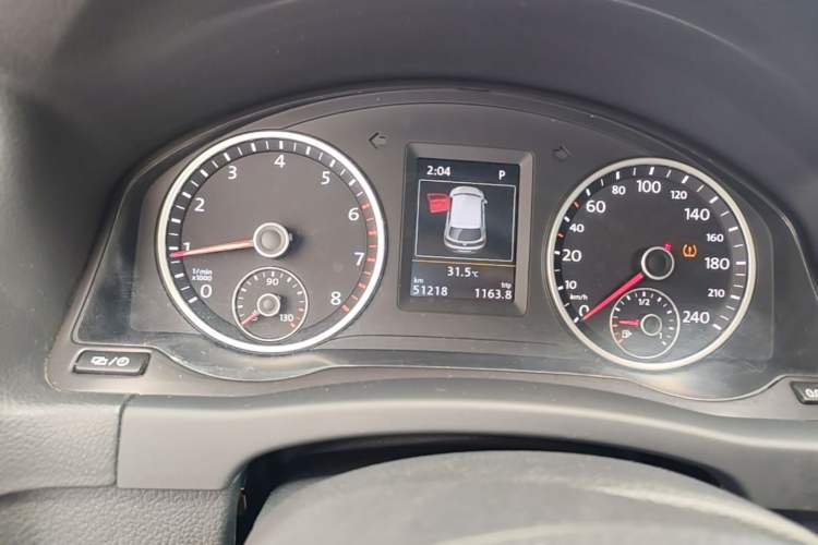 Used Volkswagen Tiguan 2016 300TSI Automatic Two-Wheel Drive Luxury Edition Instrument Cluster