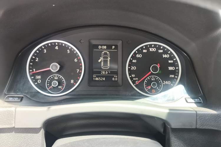 Used Volkswagen Tiguan 2016 300TSI Automatic Two-Wheel Drive Trend Edition Instrument Cluster