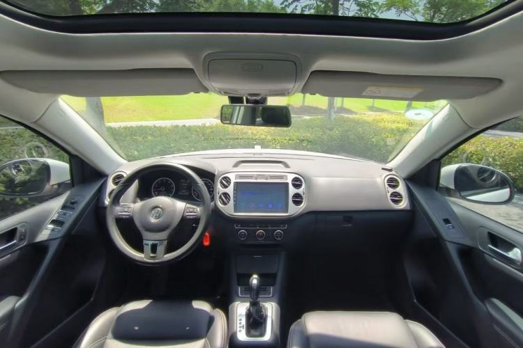 Used Volkswagen Tiguan 2016 280TSI Automatic Two-Wheel Drive Silk Road Comfort Edition Interior 2