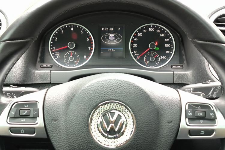 Used Volkswagen Tiguan 2016 300TSI Automatic Two-Wheel Drive Luxury Edition Interior 8