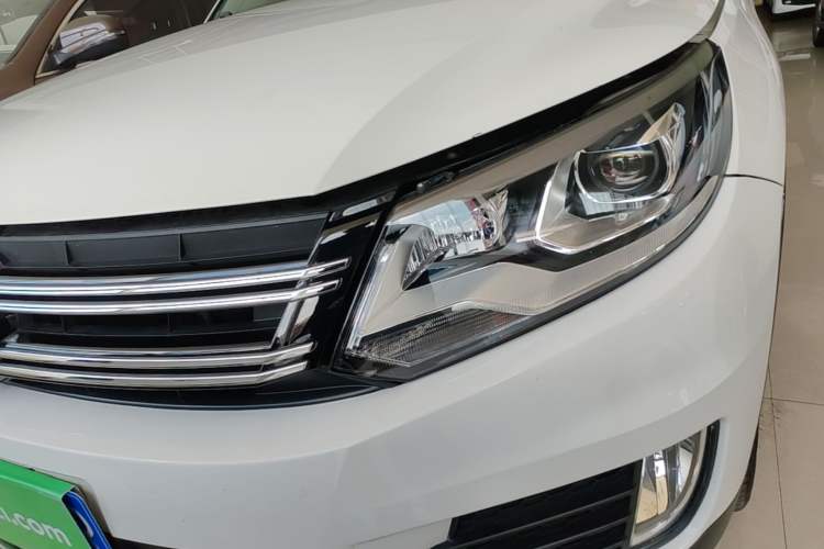 Used Volkswagen Tiguan 2016 300TSI Automatic Two-Wheel Drive Luxury Edition Left Front Headlight