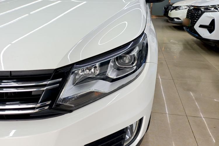 Used Volkswagen Tiguan 2016 300TSI Automatic Two-Wheel Drive Trend Edition Left Front Headlight