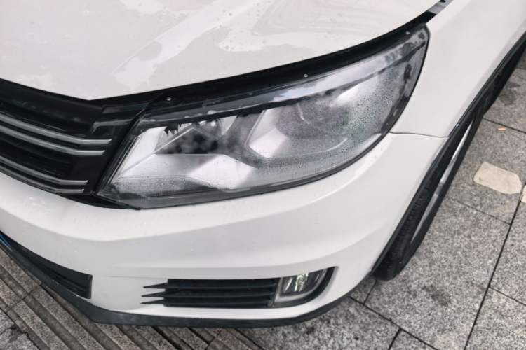 Used Volkswagen Tiguan 2016 280TSI Automatic Two-Wheel Drive Silk Road Comfort Edition Left Front Headlight