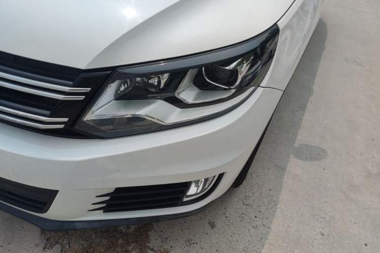 Used Volkswagen Tiguan 2016 280TSI Automatic Two-Wheel-Drive Silk Road Style Edition Left Front Headlight