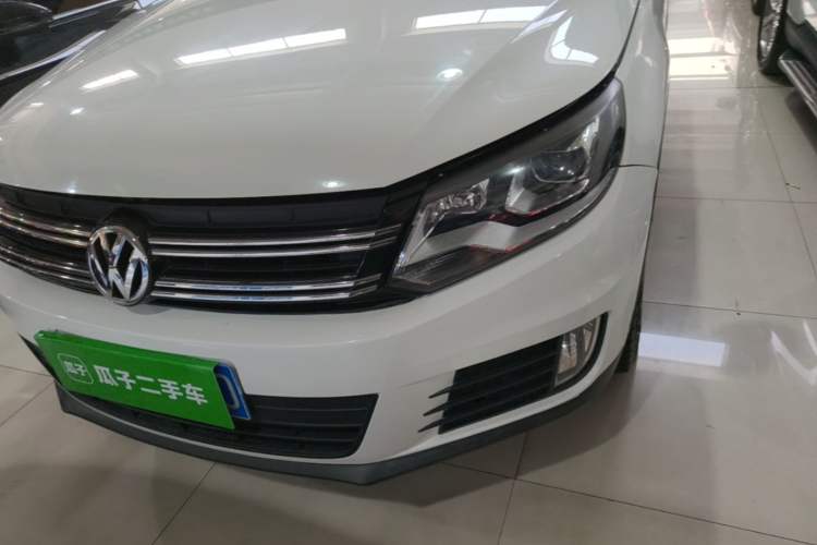 Used Volkswagen Tiguan 2016 280TSI Automatic Two-Wheel-Drive Silk Road Style Edition Left Front Headlight
