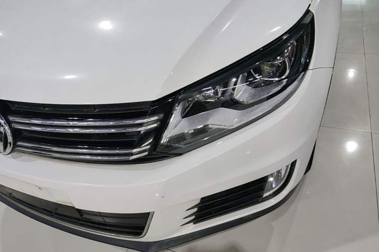 Used Volkswagen Tiguan 2016 300TSI Automatic All-Wheel Drive Fashion Vision Edition Left Front Headlight