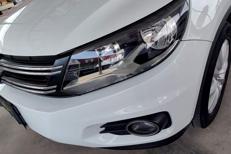 Used Volkswagen Tiguan 2016 2.0 TSI Four-Wheel Drive Standard Version Left Front Headlight