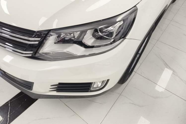 Used Volkswagen Tiguan 2016 280TSI Automatic Two-Wheel-Drive Silk Road Style Edition Left Front Headlight