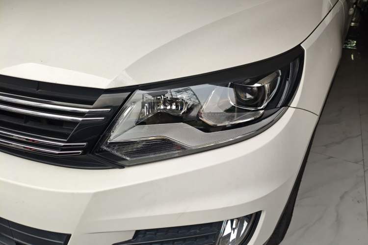 Used Volkswagen Tiguan 2016 300TSI Automatic Two-Wheel Drive Trend Edition Left Front Headlight