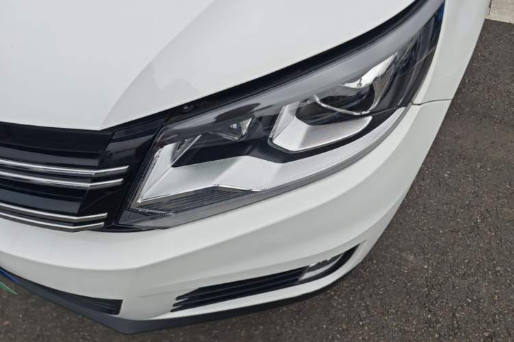 Used Volkswagen Tiguan 2016 280TSI Automatic Two-Wheel-Drive Silk Road Style Edition Left Front Headlight