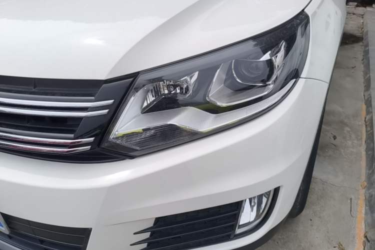 Used Volkswagen Tiguan 2016 300TSI Automatic Two-Wheel Drive Trend Edition Left Front Headlight