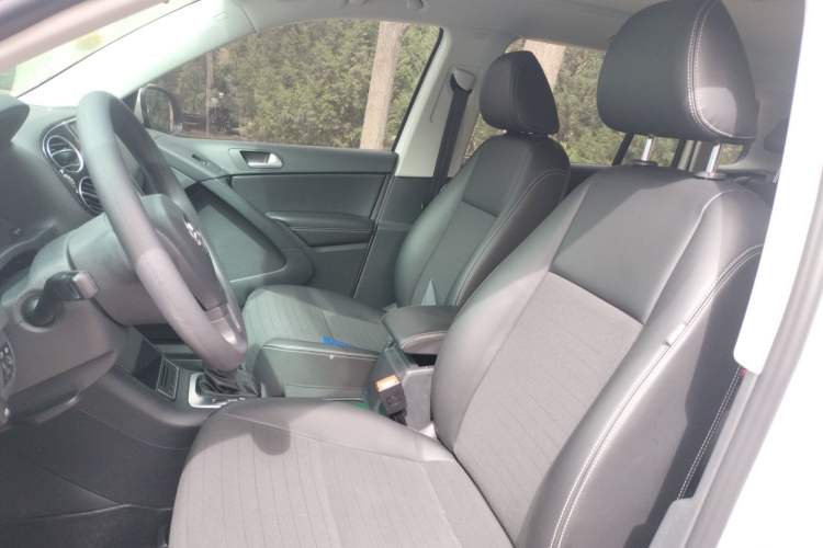 Used Volkswagen Tiguan 2016 280TSI Automatic Two-Wheel-Drive Silk Road Style Edition Left Front Seat