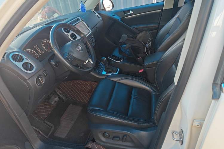 Used Volkswagen Tiguan 2016 280TSI Automatic Two-Wheel Drive Silk Road Comfort Edition Left Front Seat