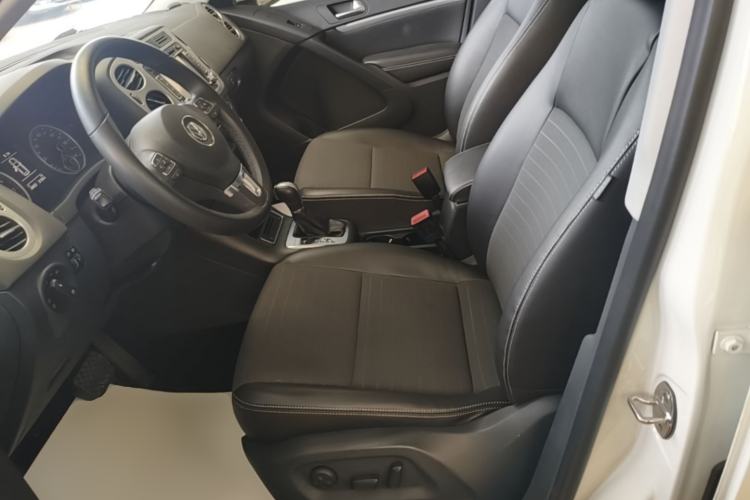 Used Volkswagen Tiguan 2016 300TSI Automatic All-Wheel Drive Fashion Vision Edition Left Front Seat