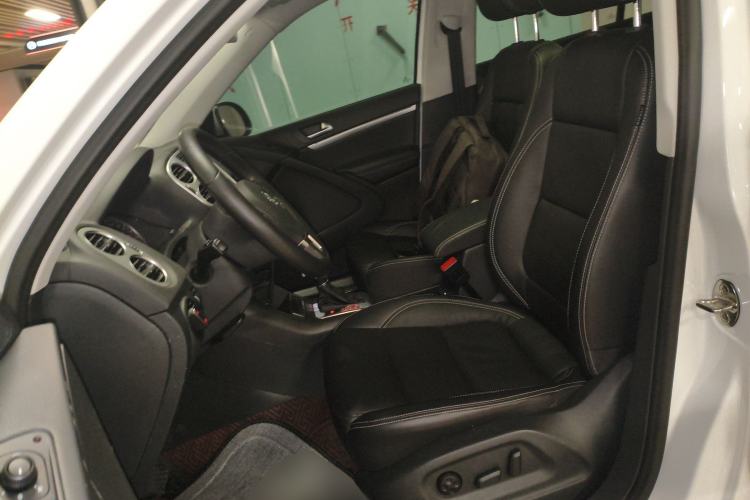 Used Volkswagen Tiguan 2016 280TSI Automatic Two-Wheel Drive Silk Road Comfort Edition Left Front Seat