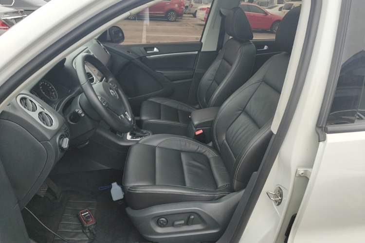 Used Volkswagen Tiguan 2016 280TSI Automatic Two-Wheel Drive Silk Road Comfort Edition Left Front Seat
